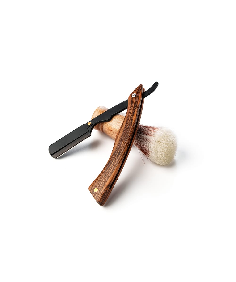 Classic straight razor and brush set